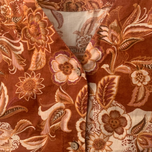 Nicole Miller | fall floral linen sleeveless button down top - Picture 7 of 7